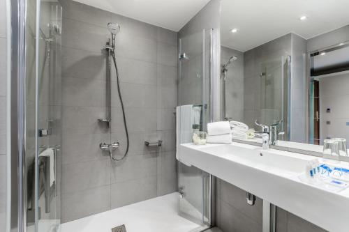 Habitación Triple del hotel Exe Campus. Foto 6