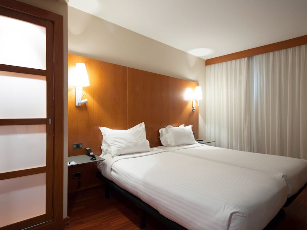 Habitación con 1 cama doble o 2 individuales del hotel Ciutat Martorell