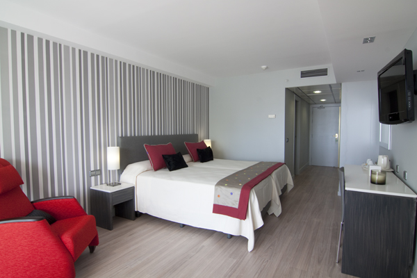 Habitación doble Club del hotel Medplaya Hotel Flamingo Oasis. Foto 1