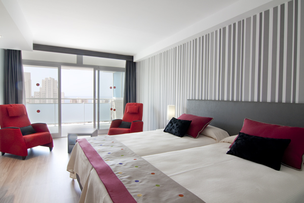 Habitación doble Club del hotel Medplaya Hotel Flamingo Oasis. Foto 2