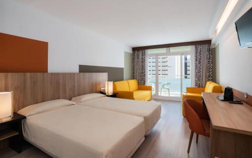 Habitación Doble - 2 camas del hotel Medplaya Hotel Flamingo Oasis. Foto 1