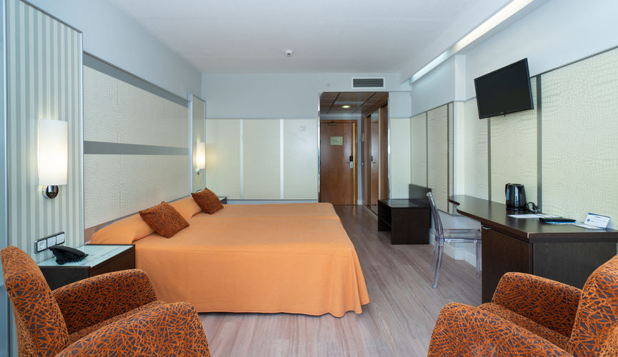 Habitación doble del hotel Medplaya Hotel Flamingo Oasis. Foto 3