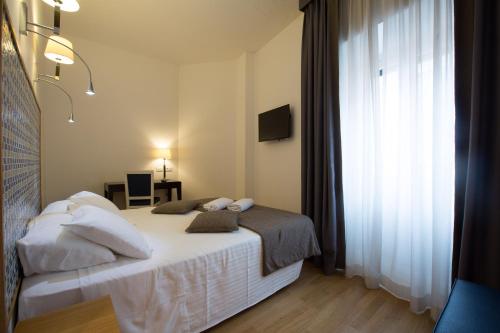 Habitación Doble Confort del hotel Floris. Foto 1