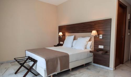 Habitación Doble con terraza del hotel DWO Finca Los Abetos. Foto 2