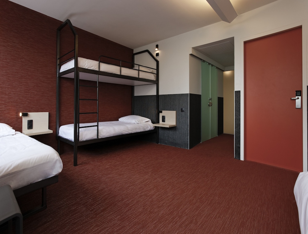 Habitación cuádruple del hotel Fiap -. Foto 1