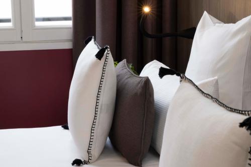 Habitación Clásica del hotel Opéra Liège. Foto 5