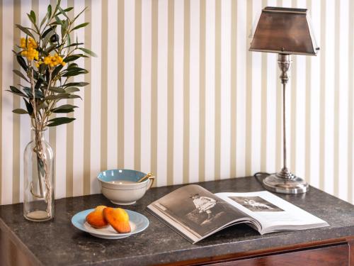 Habitación Doble Estándar del hotel De Senlis. Foto 1