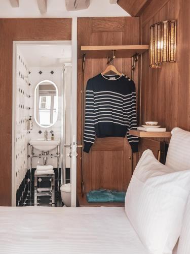 Habitación Doble Estándar del hotel De Senlis. Foto 7