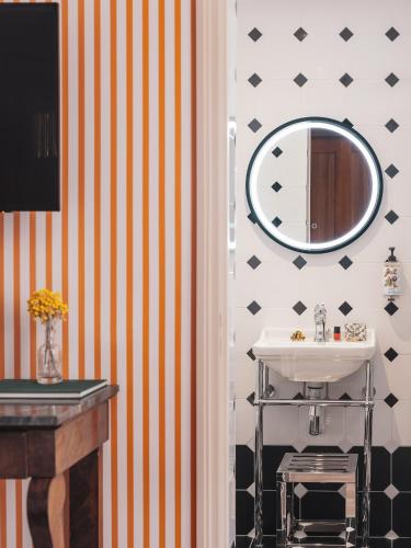 Habitación Doble Clásica del hotel De Senlis. Foto 7