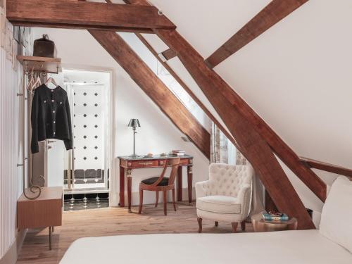 Habitación Doble Superior del hotel De Senlis. Foto 7