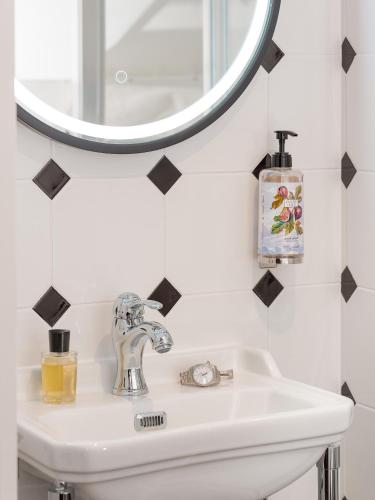 Habitación Doble Superior del hotel De Senlis. Foto 9