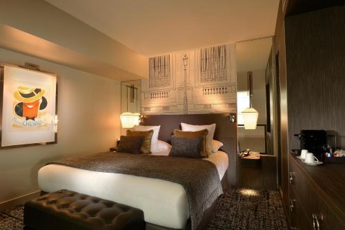 Suite Dúplex con acceso al spa del hotel La Lanterne and Spa By Timhotel. Foto 1