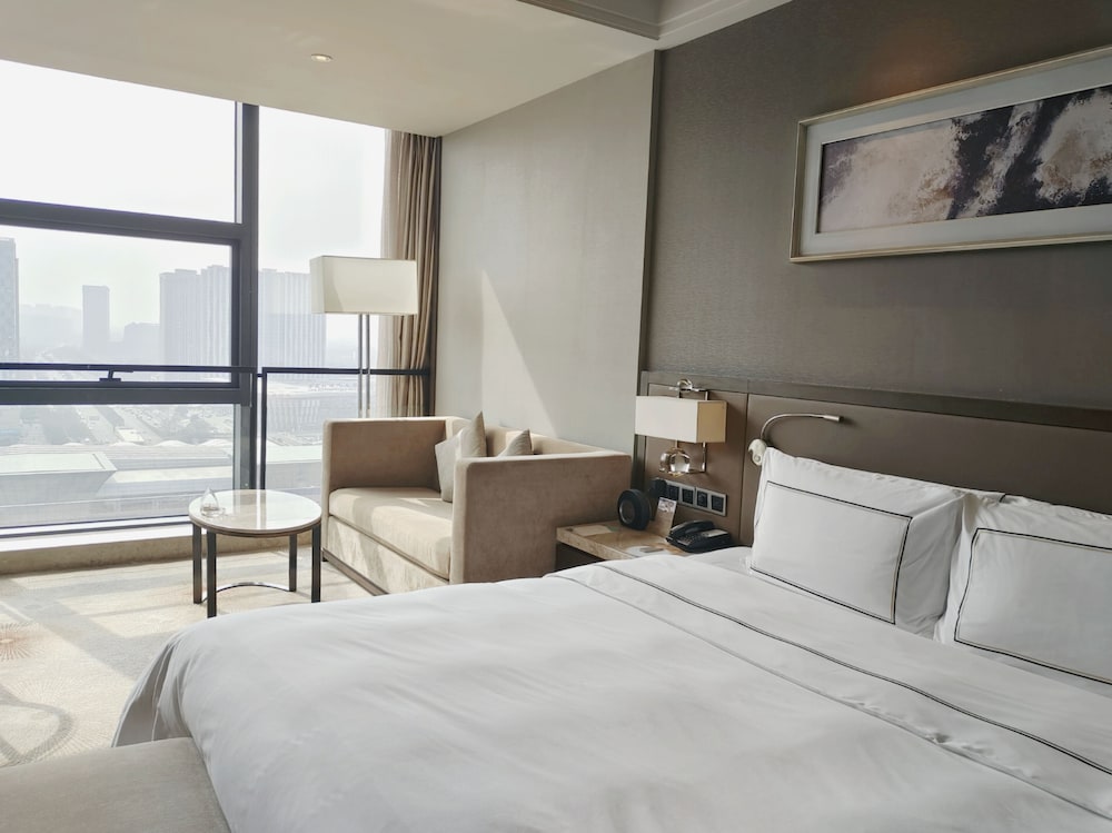 The Level con vistas a la ciudad del hotel Melia Jinan. Foto 7