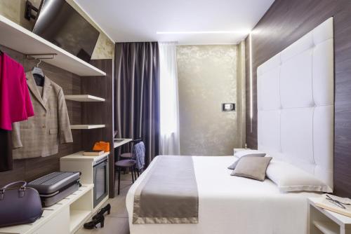 Habitación Doble del hotel Ibis Styles Milano Centro. Foto 9