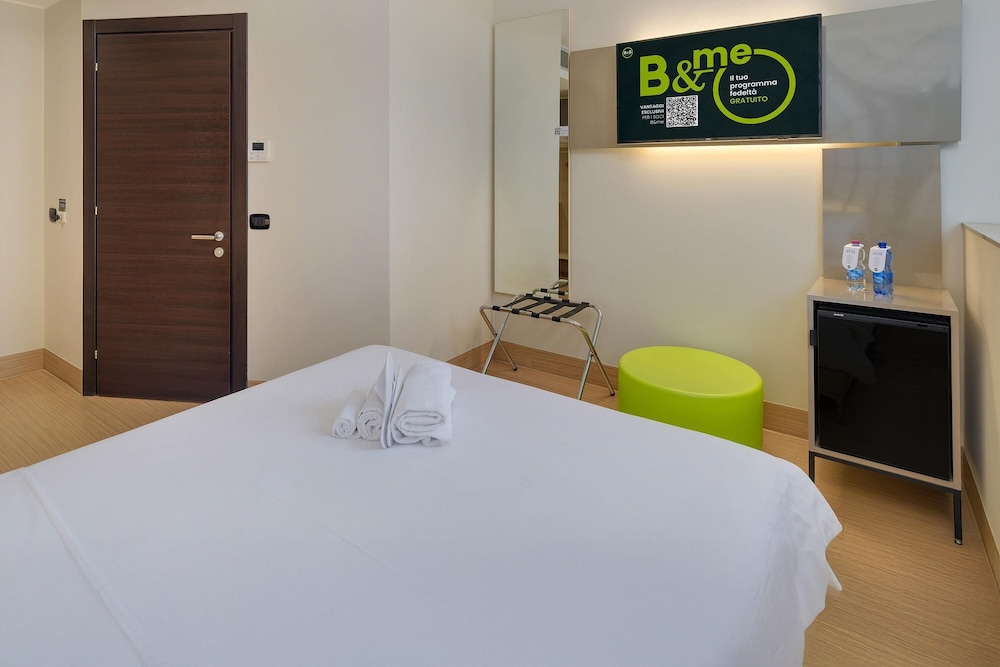 Habitación doble superior, no fumadores del hotel B&B Milano - Sesto. Foto 2