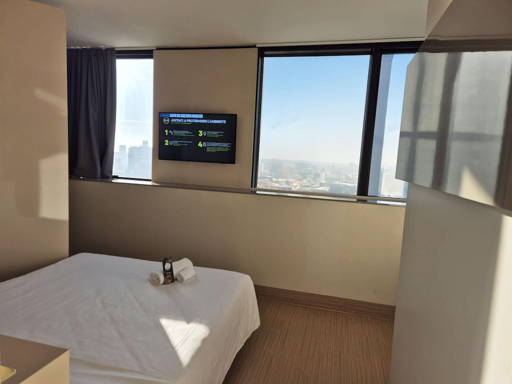 Habitación doble, accesible para personas con discapacidad, no fumadores del hotel B&B Milano - Sesto. Foto 1