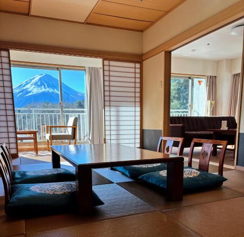 Habitación Superior de estilo japonés con vistas a la montaña del hotel Fuji View
