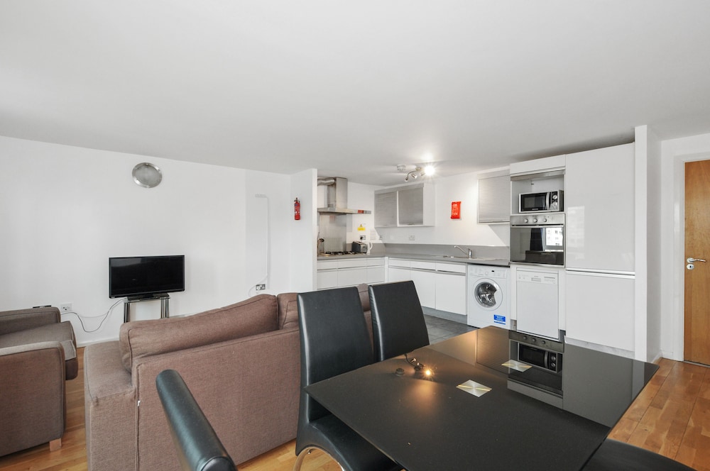 Apartamento, varias camas del hotel Access City. Foto 2