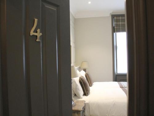 Habitación Doble Grande - 1 o 2 camas del hotel The One Tun Pub and Rooms. Foto 9