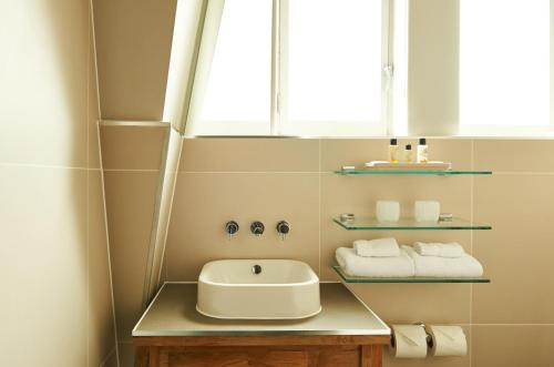 Habitación Doble Deluxe del hotel The Bull and The Hide. Foto 9