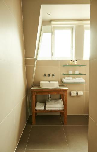 Habitación Doble Deluxe del hotel The Bull and The Hide. Foto 10