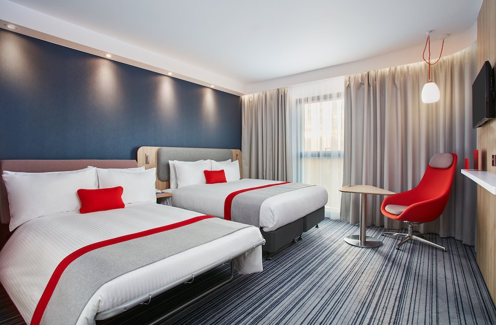 Habitación estándar, 1 cama doble con sofá cama (Free Hot Breakfast) del hotel Holiday Inn Express London - Ealing
