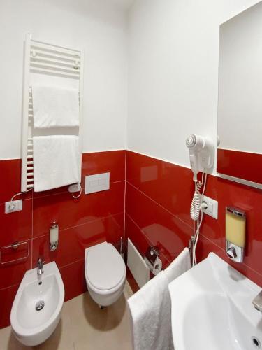 Apartamento estandar del hotel Roma Resort Colosseum. Foto 23