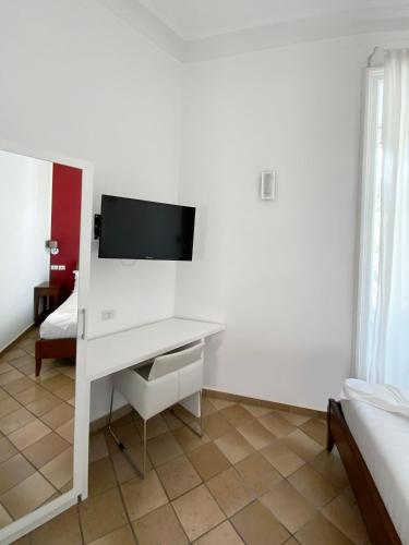 Apartamento estandar del hotel Roma Resort Colosseum. Foto 27