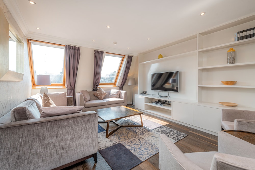 Three Bedroom Penthouse Apartment del hotel Manson Place