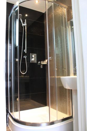 Habitación Doble Estándar del hotel Astors Belgravia. Foto 7