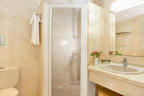 Apartamento Superior de 1 dormitorio del hotel Ona Alanda Club Marbella. Foto 2