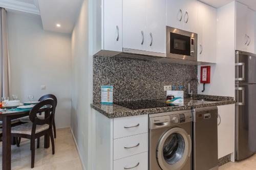 Apartamento Superior de 1 dormitorio del hotel Ona Alanda Club Marbella. Foto 10