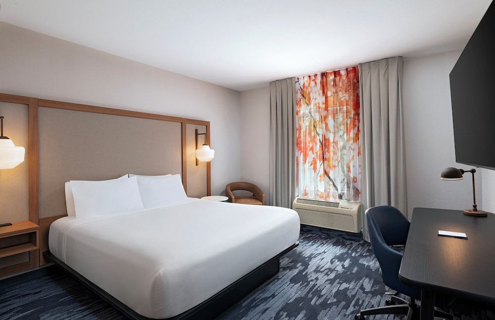 Habitación, 1 cama de matrimonio grande, bañera (Mobility/Hearing Accessible, Tub) del hotel Fairfield Inn Medford Long Island