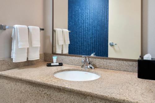 Habitación Doble - 2 camas dobles del hotel Fairfield Inn By Marriott Laguardia Airport/flushing. Foto 2