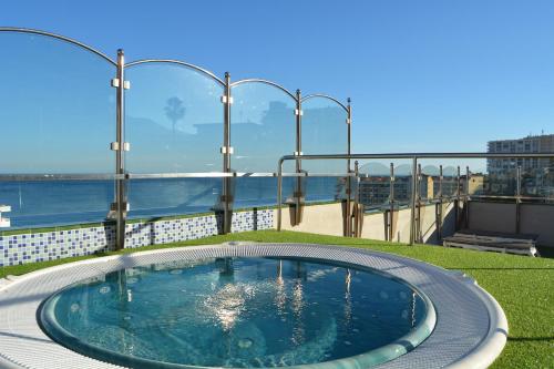 Suite Junior con vistas al mar del hotel Fenix Torremolinos -Adults Only Recommended