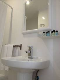 Habitación doble Económica del hotel Natursun. Foto 6