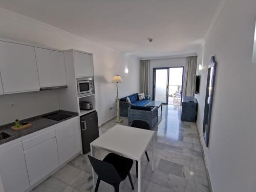 Apartamento con vistas al mar del hotel Igramar Morrojable - Adults Only. Foto 16