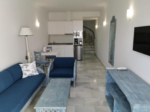 Apartamento con vistas a la piscina del hotel Igramar Morrojable - Adults Only. Foto 4
