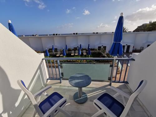 Apartamento con vistas a la piscina del hotel Igramar Morrojable - Adults Only. Foto 23