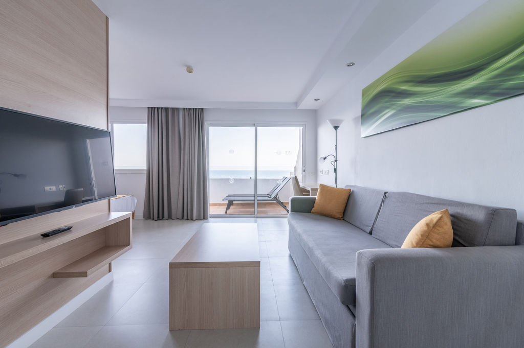 Suite Vista Mar Lujo del hotel Marina Elite. Foto 1