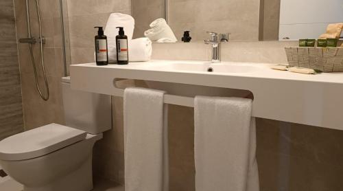 Apartamento de 1 dormitorio con vistas al mar del hotel Marina Elite. Foto 1