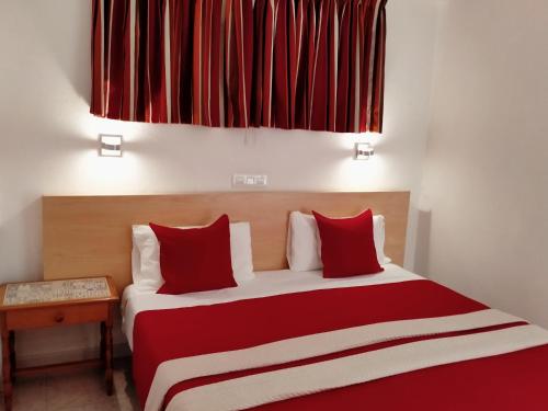 Apartamento de 1 dormitorio con vistas parciales al mar del hotel Calma. Foto 1