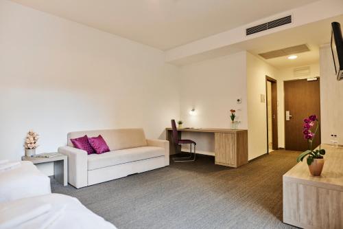 Habitación Doble Superior con cama supletoria - 1 o 2 camas del hotel Meksiko. Foto 10