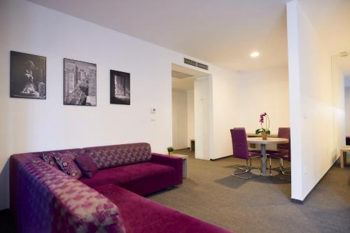 Suite Business del hotel Meksiko. Foto 1