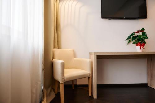 Habitación Doble Deluxe del hotel Meksiko. Foto 4