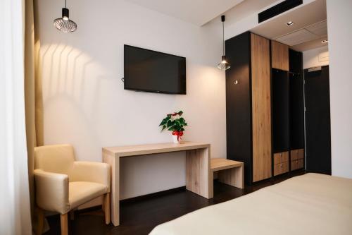 Habitación Doble Deluxe del hotel Meksiko. Foto 7