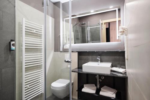Habitación Doble Deluxe del hotel Meksiko. Foto 10