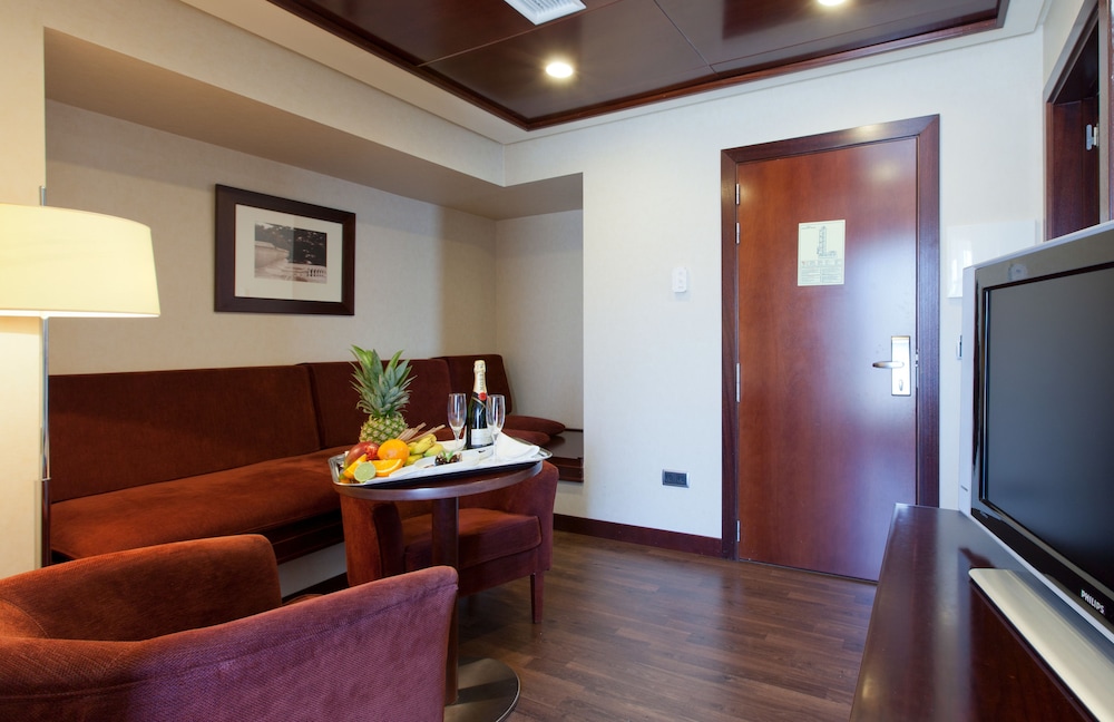 Junior Suite del hotel Andalucia Center. Foto 1