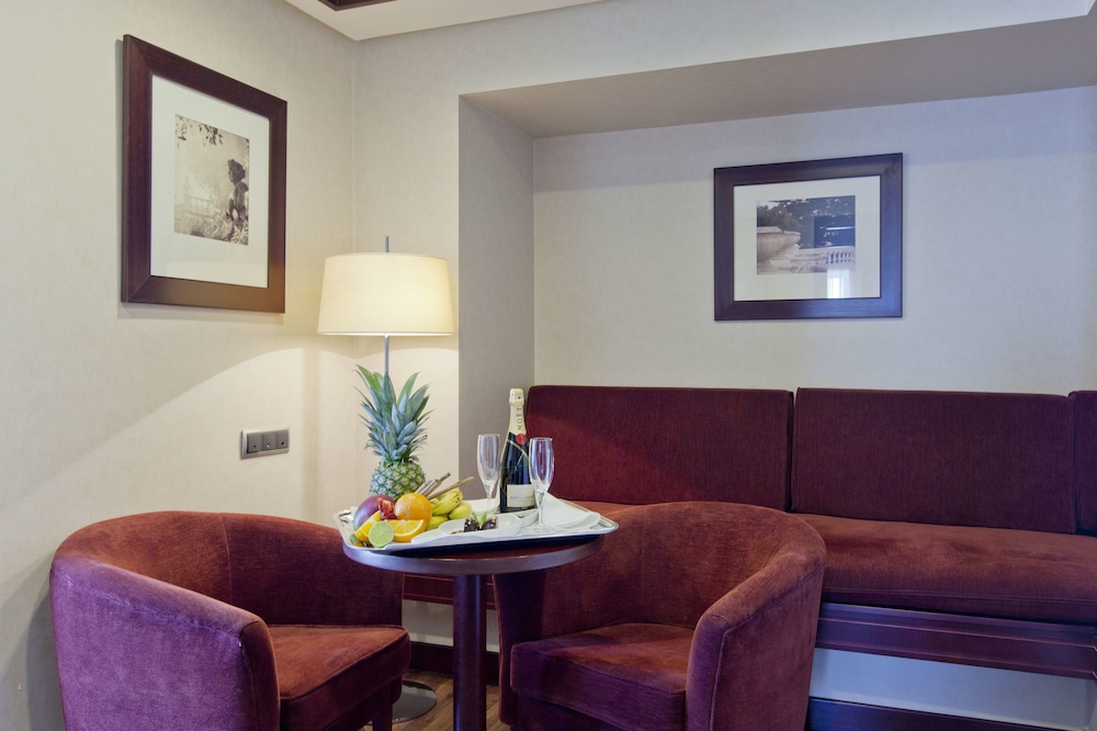 Junior Suite del hotel Andalucia Center. Foto 6