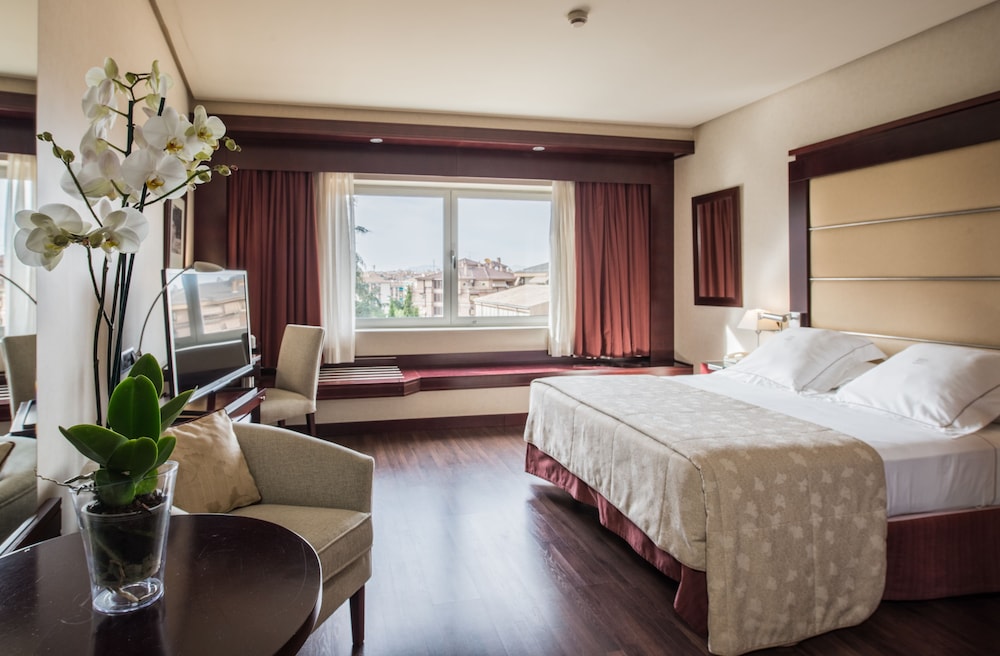 Junior Suite del hotel Andalucia Center. Foto 7
